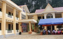 Vietnam Airlines xây trường cho con em đồng bào vùng cao Minh Hóa