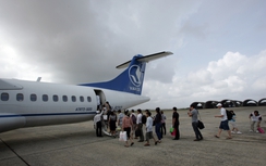 Áp thấp nhiệt đới, khách không thể bay Côn Đảo