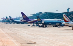 Cơ trưởng ngoại bị phạt nặng vì dừng tàu bay sai chỗ