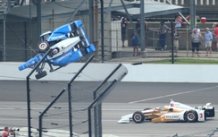 Tai nạn kinh hoàng tại giải đua xe khốc liệt nhất thế giới