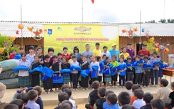 GM Việt Nam tổ chức trung thu cho học sinh Mù Cang Chải