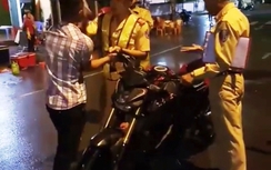 Công an Bình Định thông tin chính thức vụ CSGT xô xát sau TNGT