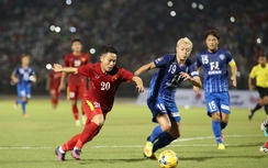 Tranh cãi gay gắt quanh nghi án HLV Hữu Thắng ưu tiên "người nhà"