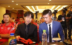 Công Vinh chia tay CLB TP.HCM vì mâu thuẫn với Miura?