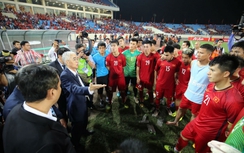 "Bão tiền thưởng" lại ập đến đội tuyển Việt Nam