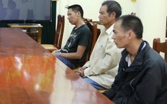 Bắt 3 người Trung Quốc mang súng, ma túy vào Việt Nam