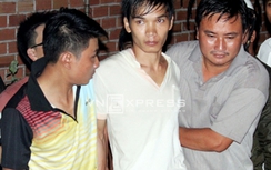 Video: Khám xét nhà nghi can vụ thảm sát ở Bình Phước