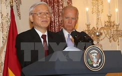 Hai lần lẩy Kiều khép lại quá khứ...