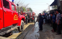 "Bà hỏa" viếng cửa hàng mùng 3 Tết, gia chủ mất trăm triệu đồng