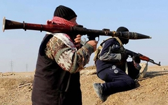 Thổ Nhĩ Kỳ lãnh rocket từ Syria, "Bộ trưởng chiến tranh" IS bị diệt