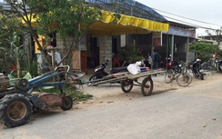 Con trai tức giận vung gậy đánh mẹ già tử vong