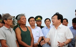 Cá chết hàng loạt: Hỗ trợ ngư dân như thế nào?