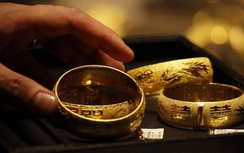 Giá vàng ngày 30/5 tiếp tục lao dốc