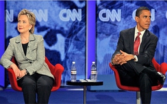 Bầu cử Mỹ: Clinton-Obama hoãn tuần hành vì xả súng