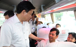 Bí thư Đinh La Thăng: Phải đủ xe cho dân về quê ăn Tết