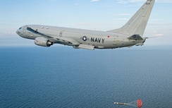 "Soi" P-8 Poseidon Mỹ triển khai ở Singapore để tuần tra Biển Đông