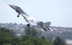 Chiến cơ T-50 Nga chinh phục đỉnh Everest trong ...23 giây