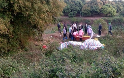 Phát hiện thi thể người đàn ông trói chân tay trong bao tải