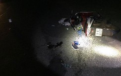 Đấu đầu xe tải, hai người nguy kịch