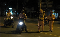 Xe máy bấm còi ban đêm bị xử phạt tới 100 ngàn đồng
