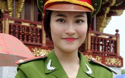 Nữ cảnh sát xinh như hotgirl phá kỷ lục thăng hàm Trung úy
