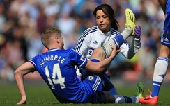 FIFA ủng hộ nữ bác sỹ sexy kiện Mourinho