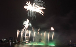 Pháo hoa Đà Nẵng: Nhật Bản, Thụy Sỹ thi triển tuyệt kỹ
