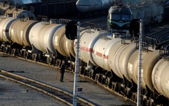 Trung Quốc phủ nhận việc bán dầu bất hợp pháp cho Triều Tiên