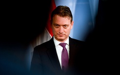 Ngoại trưởng Hà Lan Halbe Zijlstra từ chức vì nói dối