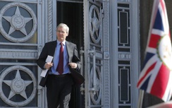 Một loạt các nhà ngoại giao tới Bộ Ngoại giao Nga tại Moscow