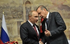 Giữa “bão trừng phạt”, Nga, Thổ thân nhau hơn