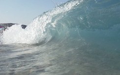 Sóng thần tấn công Indonesia, hơn 600 người thương vong