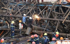 "Giàn giáo nguy hiểm nhưng giám sát Hàn Quốc vẫn bắt làm tiếp"