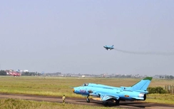 Lập sở chỉ huy tìm kiếm Su – 22 tại đảo Phú Quý