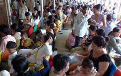 Rầm rập nhập viện vì nắng nóng