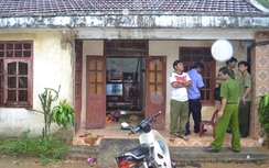 Bé 3 tuổi bị cha ép uống thuốc diệt cỏ vì... ghen