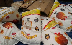 Thu giữ hơn 1 tấn phụ gia Trung Quốc không rõ nguồn gốc