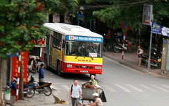 Xe buýt vượt đèn đỏ bị xử lý thế nào?