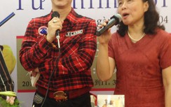 Lục Tiểu Linh Đồng thân thiện với người hâm mộ Việt Nam