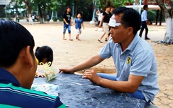 Cướp vào Đầm Sen giật dây chuyền