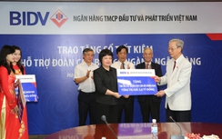 BIDV trao 4 tỷ đồng tặng cán bộ đoàn B68 ngành Ngân hàng
