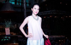 Gái một con Linh Nga trông thật... "mòn con mắt"