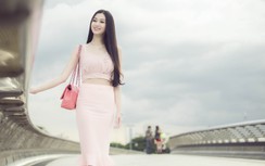 Ngắm chân dài Khánh My trẻ trung xuống phố