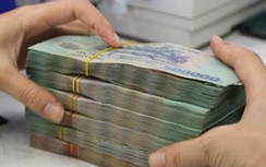 Bắt cán bộ ngân hàng lừa tiền tỷ trốn truy nã