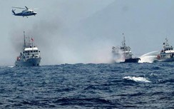 Máy bay Trung Quốc uy hiếp tàu Việt Nam hơn một tiếng đồng hồ