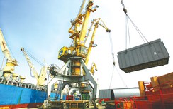 Bộ trưởng gỡ khó cho doanh nghiệp hàng hải