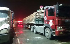 Xe chở xi măng Chinfon phá nát đường, nứt nhà dân