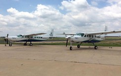 Hai tàu bay thủy phi cơ của Hải Âu vừa hạ cánh tại Nội Bài