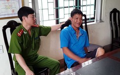 Khởi tố bắt tạm giam đối tượng bán bộ bài chứa chất phóng xạ