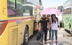 Dân đủng đỉnh lên xe về quê nghỉ 2/9